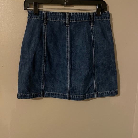 Mini Skirt - Picture 2 of 3
